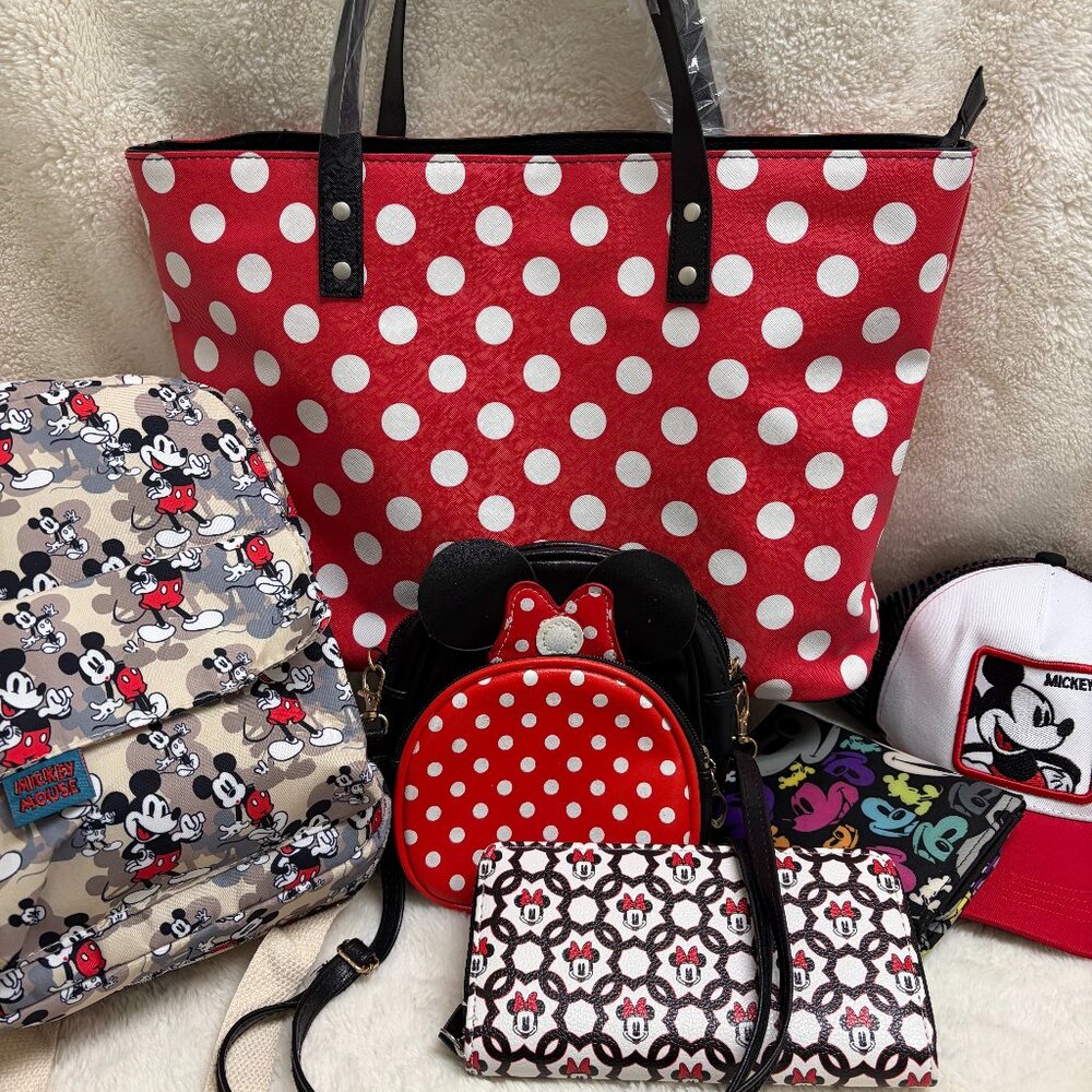 Fun Disney Family Pack 1 Tote, 1 Adult Hat, 2 Mini Backpacks, 2 Wallets 6 items